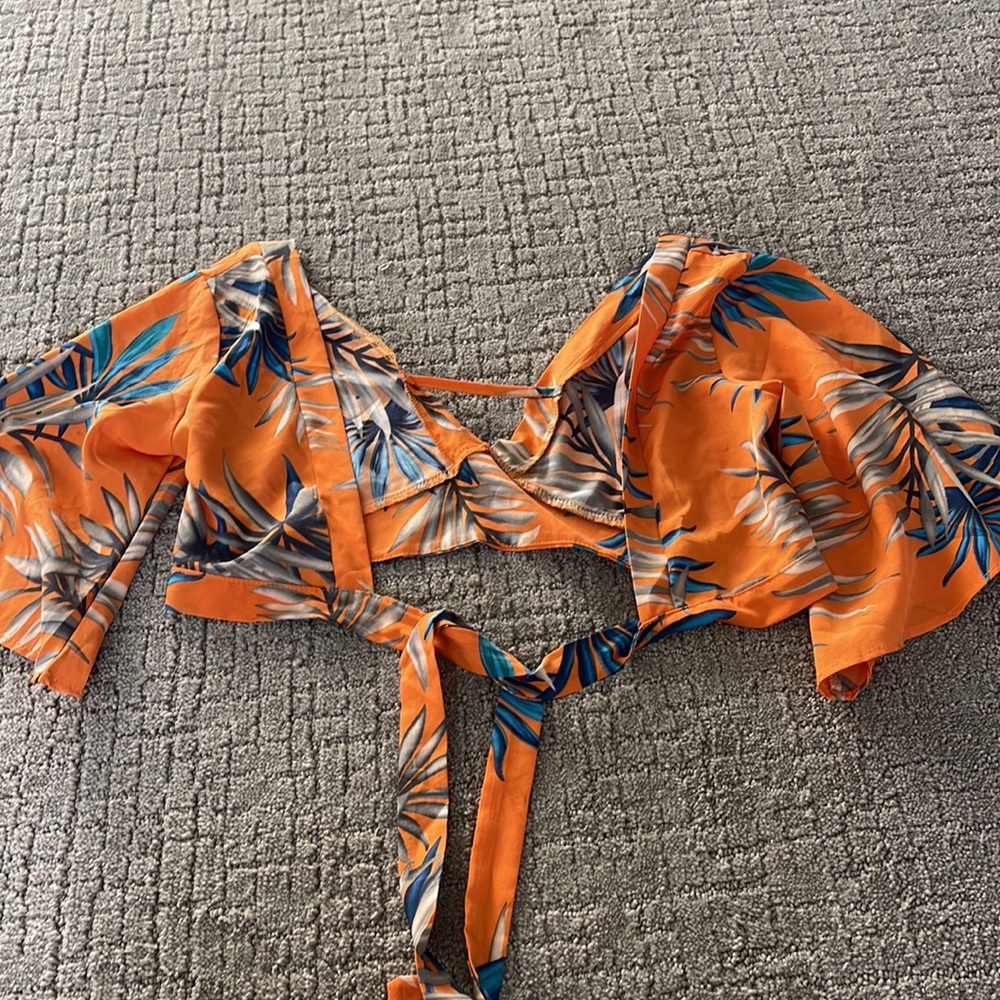 Short set - Picture 2 of 2